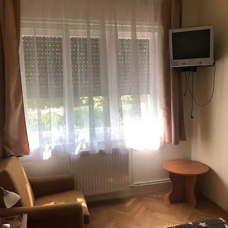Kicsi Gesztenye Apartman Haz * Siófok