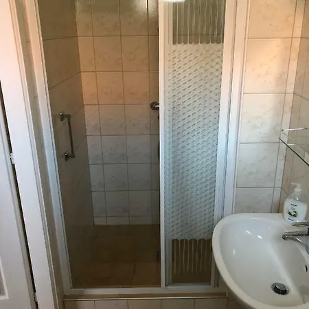 Kicsi Gesztenye Apartman Haz Πανσιόν Σίοφοκ